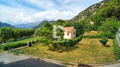 Maison de village - 92 m² - 6 pièces