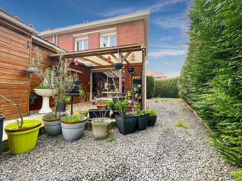 Maison - 100 m² - 6 pièces