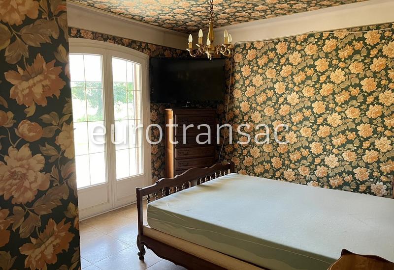 Maison - 259 m² - 9 pièces