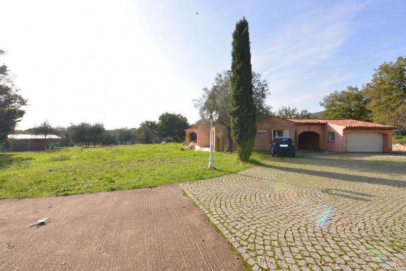 Maison - 284 m² - 7 pièces