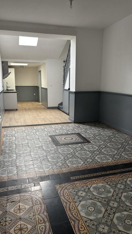 Maison - 87 m² - 5 pièces