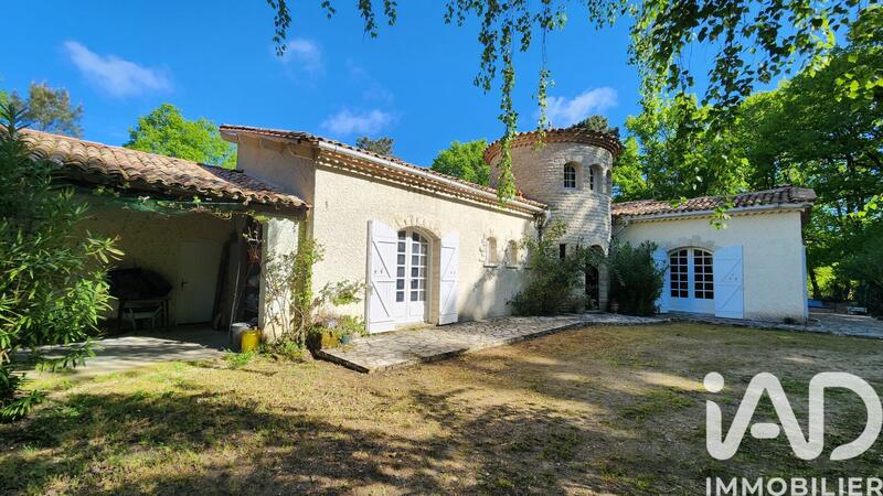 Maison - 165 m² - 5 pièces