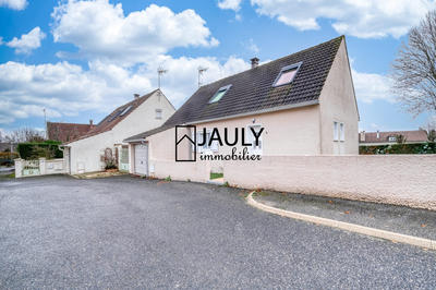 Maison - 87 m² - 4 pièces