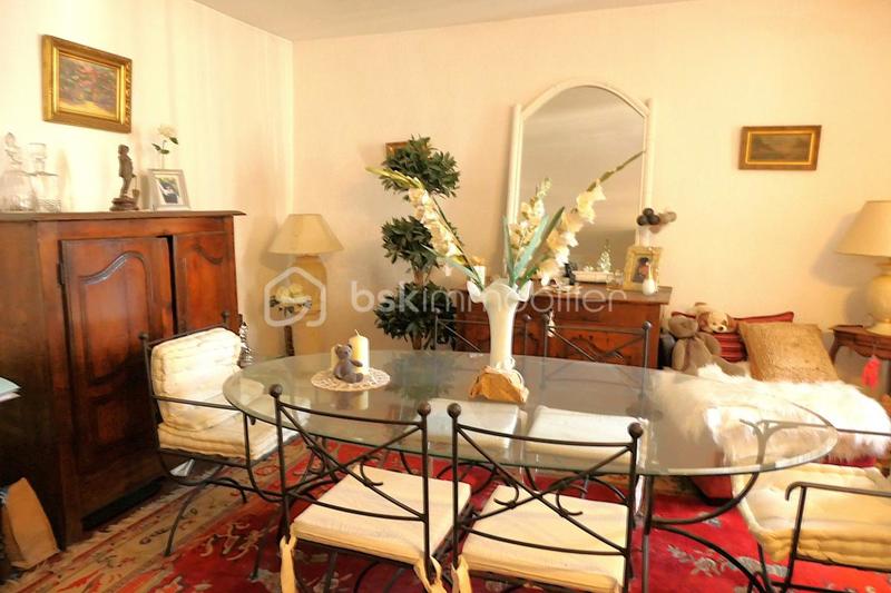 Immeuble - 275 m² - 10 pièces