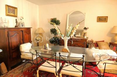 Immeuble - 275 m² - 10 pièces