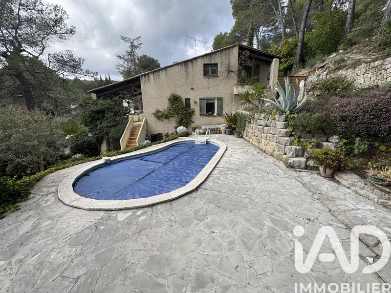 Maison - 95 m² - 5 pièces