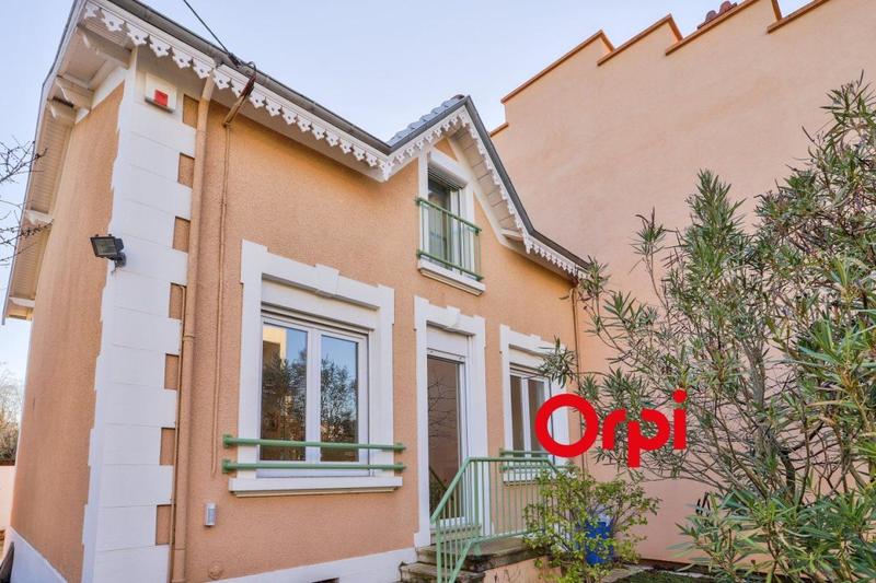 Maison - 91 m² - 4 pièces