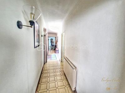 Maison - 188 m² - 6 pièces