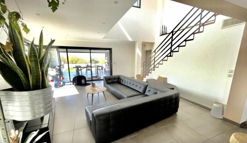 Maison d'architecte - 293 m² - 6 pièces