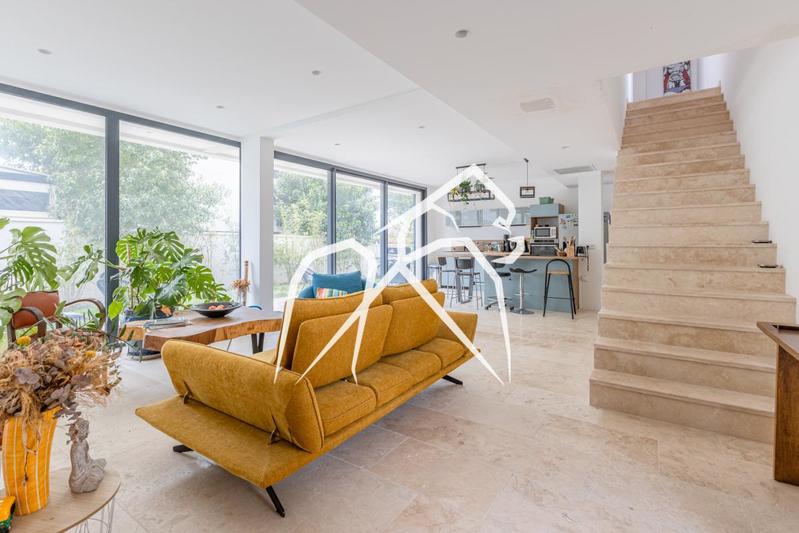 Maison ancienne - 194 m² - 5 pièces