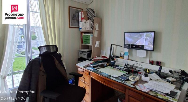 Maison - 214 m² - 7 pièces