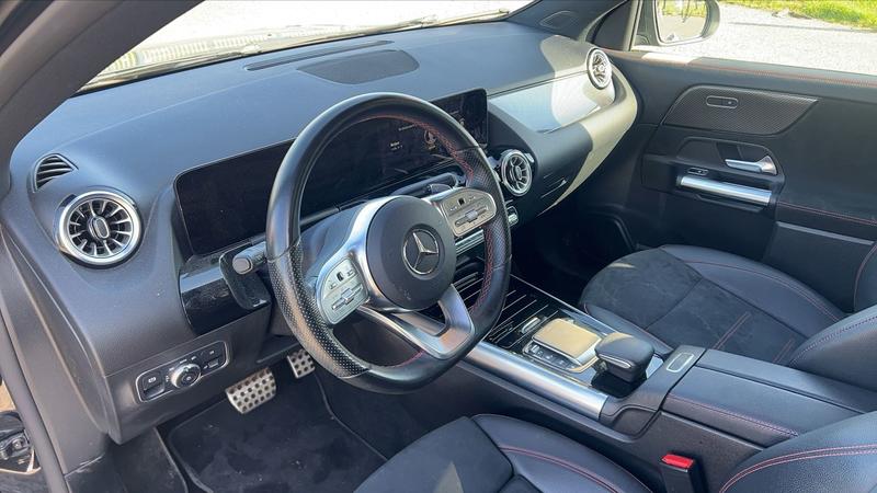 Mercedes Classe Gla 200 163 7g-Dct Amg Line - Automatique Toit ouvrant