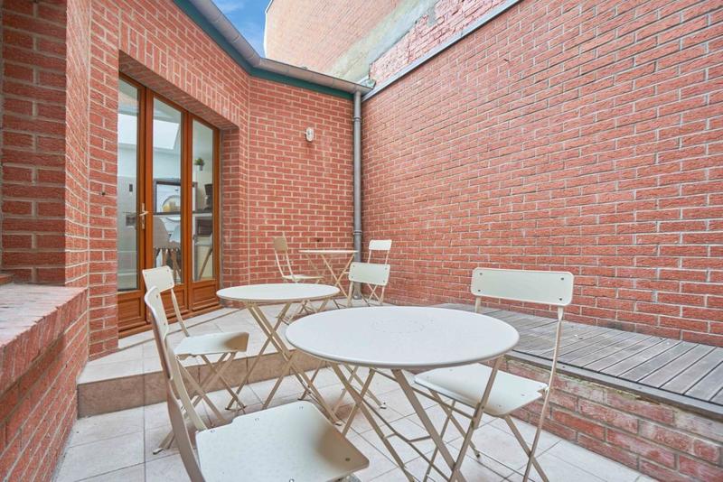 Maison - 152 m² - 8 pièces