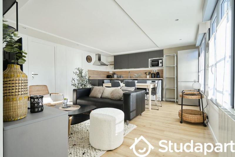 Chambre - 10 m² - 1 pièce