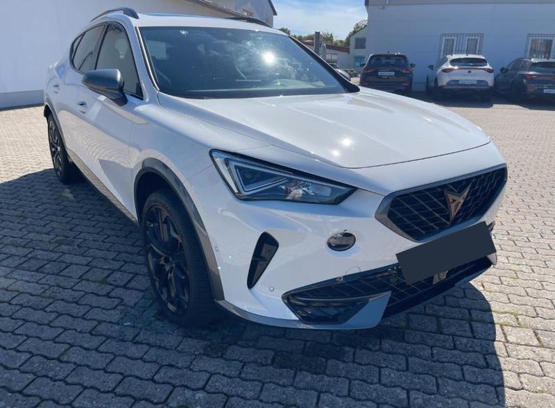 Cupra Formentor Vz 245 Hybride Rechargeable / Toit Ouvrant Volant Super Sport Pack Xl Apple Carplay Android Auto