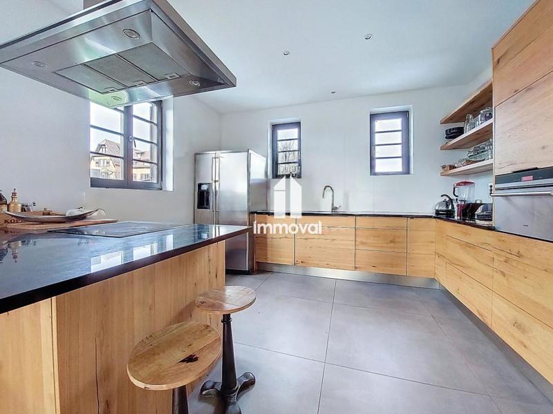 Maison - 167 m² - 6 pièces