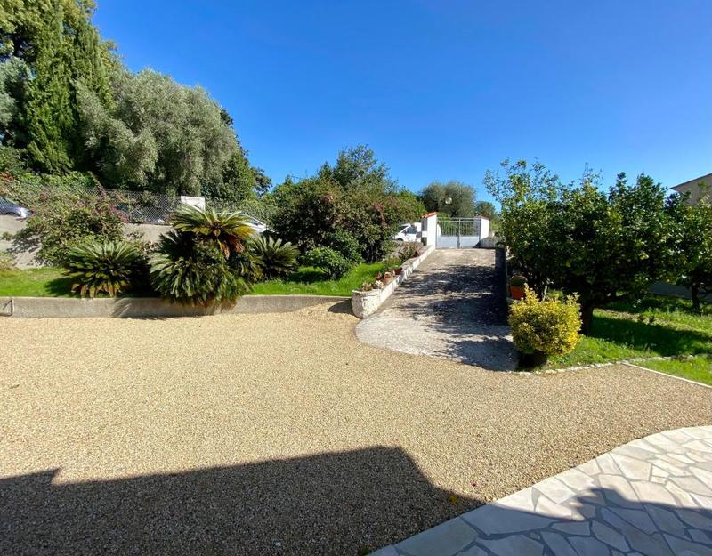 Villa - 209 m² - 2 pièces