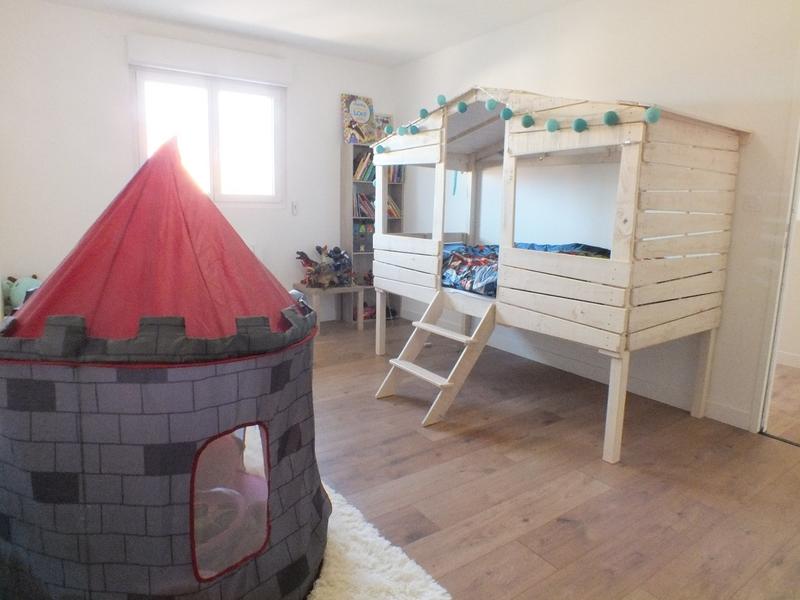 Maison - 198 m² - 7 pièces