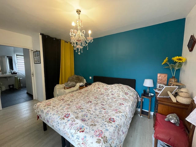 Maison - 140 m² - 7 pièces