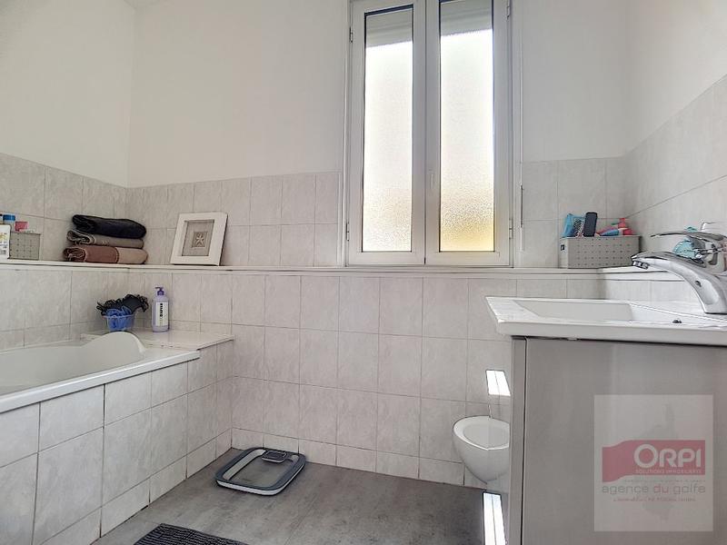 Appartement - 83 m² - 3 pièces