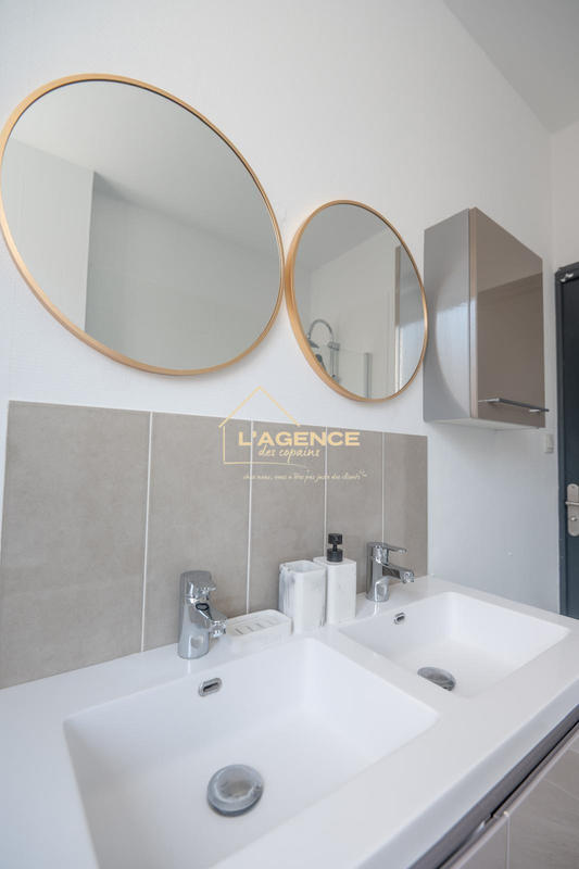 Maison - 120 m² - 8 pièces