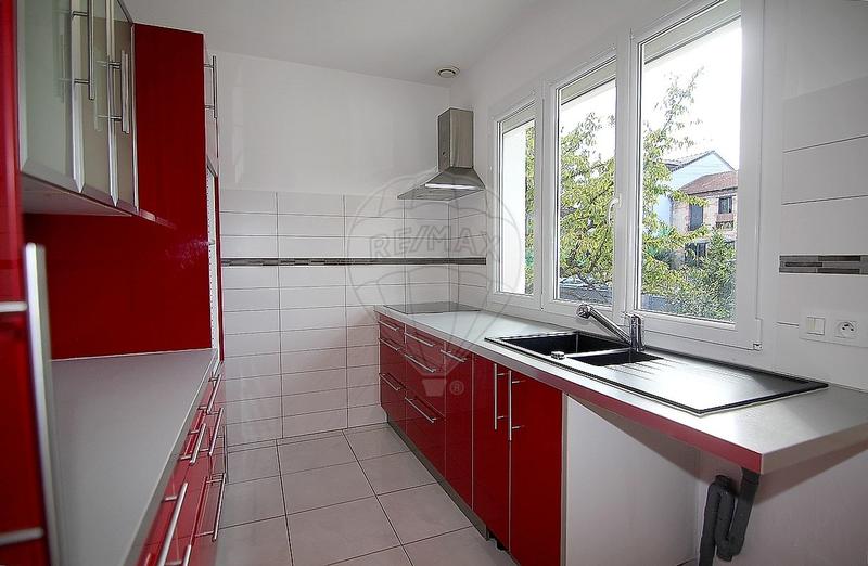 Maison - 130 m² - 8 pièces