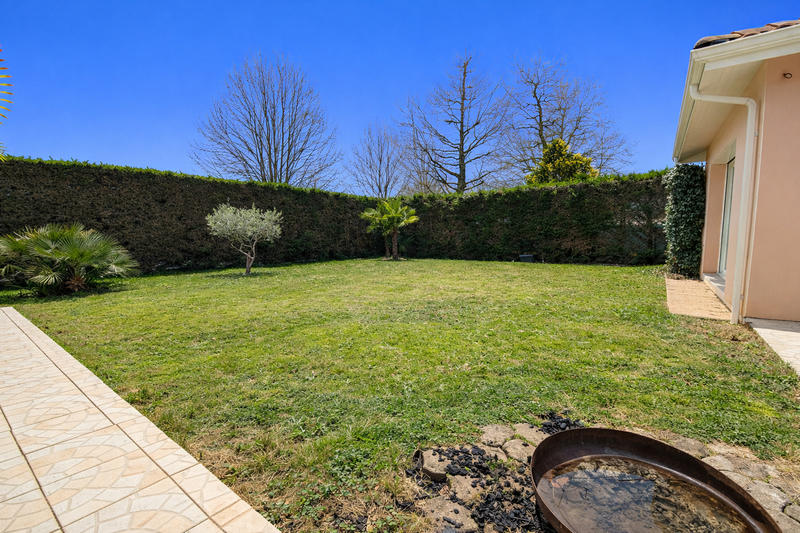 Villa - 161 m² - 6 pièces