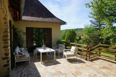 Maison - 192 m² - 5 pièces