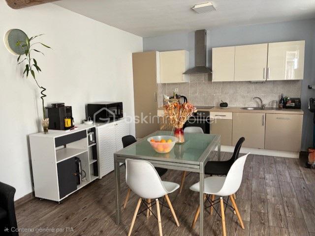 Maison - 99 m² - 4 pièces