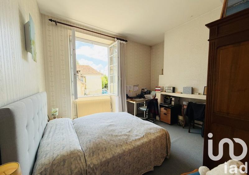 Maison - 288 m² - 12 pièces