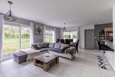 Maison - 112 m² - 4 pièces