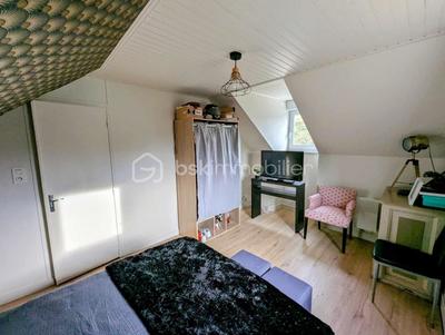 Maison - 96 m² - 4 pièces