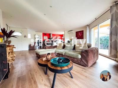 Maison - 125 m² - 5 pièces