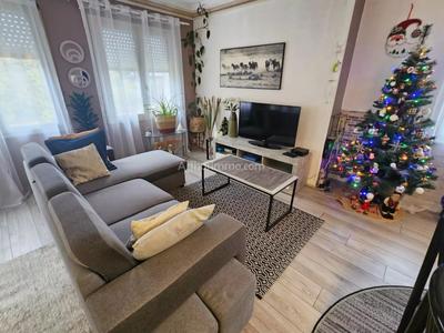 Maison - 97 m² - 4 pièces