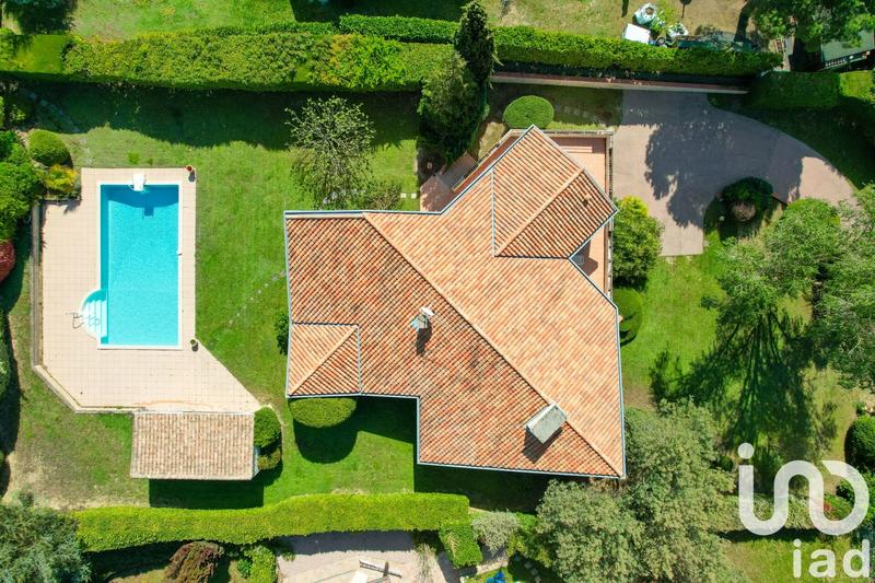 Maison - 192 m² - 5 pièces