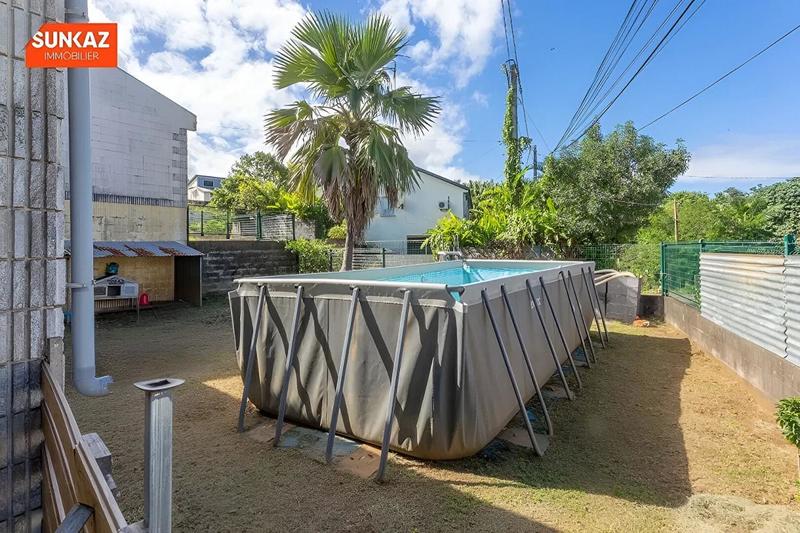 Maison - 80 m² - 4 pièces