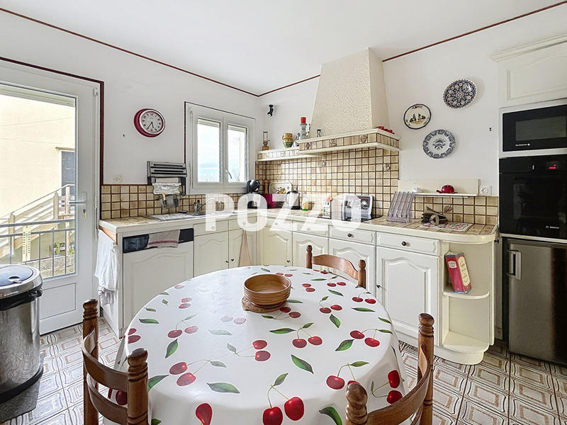 Maison - 159 m² - 7 pièces