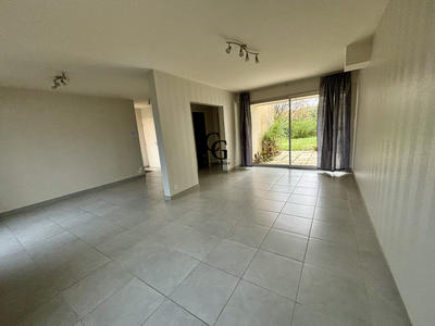 Maison - 83 m² - 3 pièces