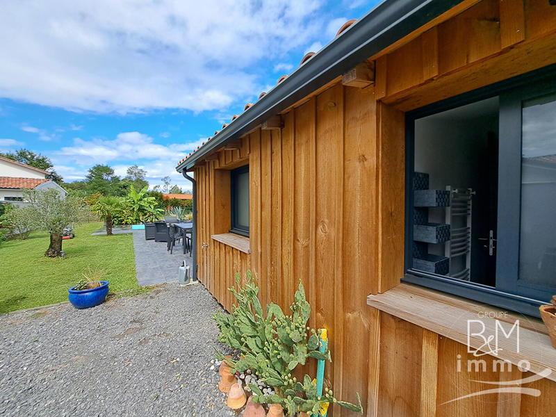 Maison - 92 m² - 5 pièces