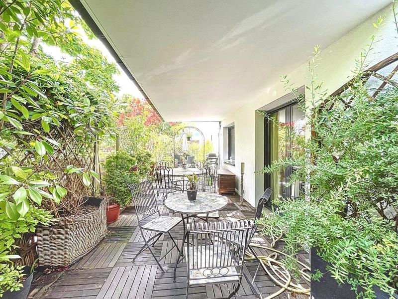 Appartement - 180 m² - 5 pièces