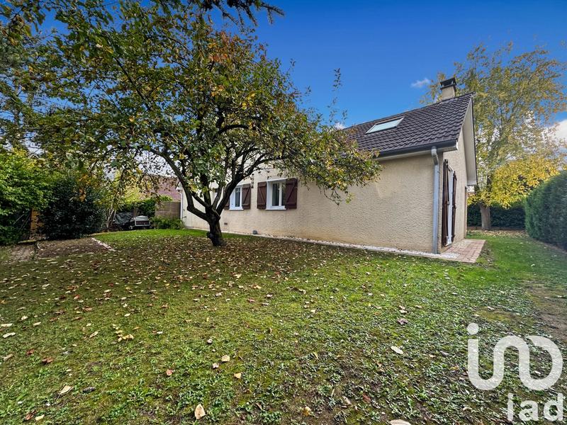 Maison - 289 m² - 9 pièces