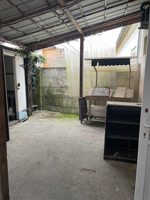 Local commercial - 71 m²