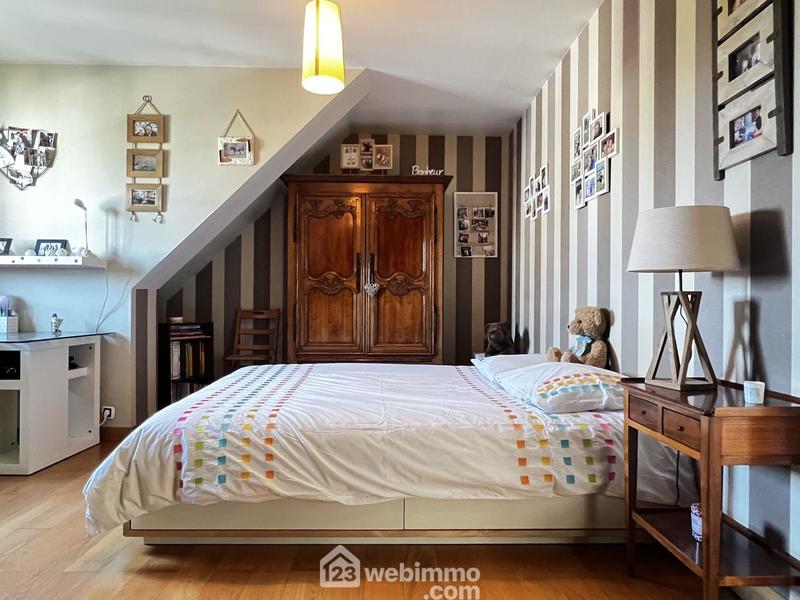 Maison - 190 m² - 6 pièces