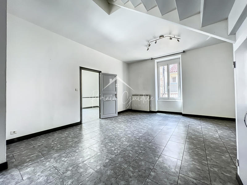 Duplex - 137 m² - 5 pièces