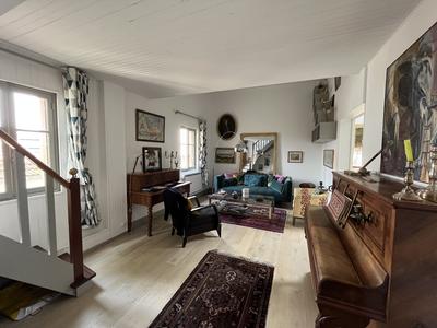 Appartement sur toit - 85 m² - 5 pièces