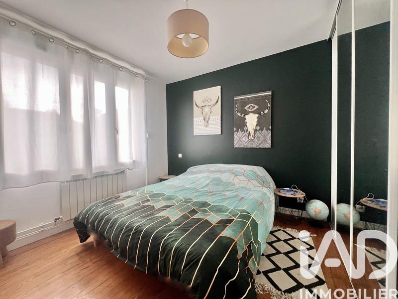 Maison - 90 m² - 5 pièces