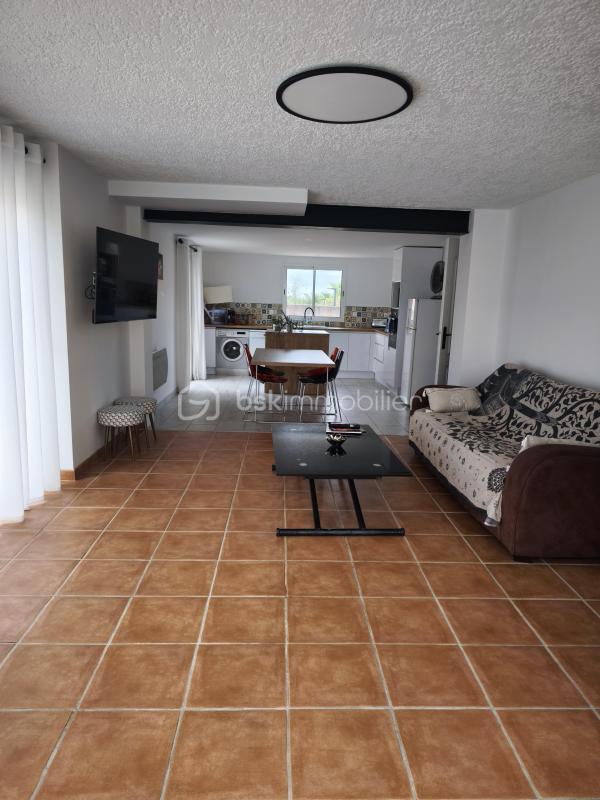 Maison traditionnelle - 200 m² - 7 pièces