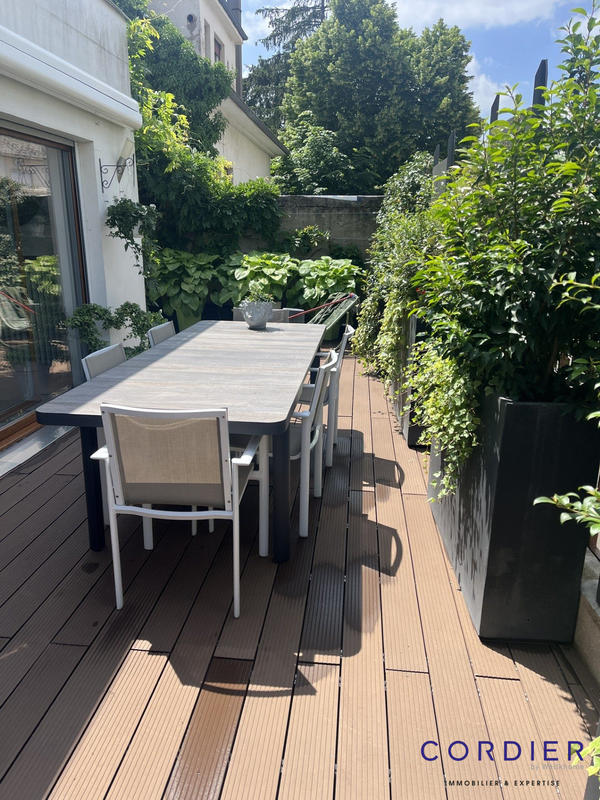 Appartement - 96 m² - 5 pièces