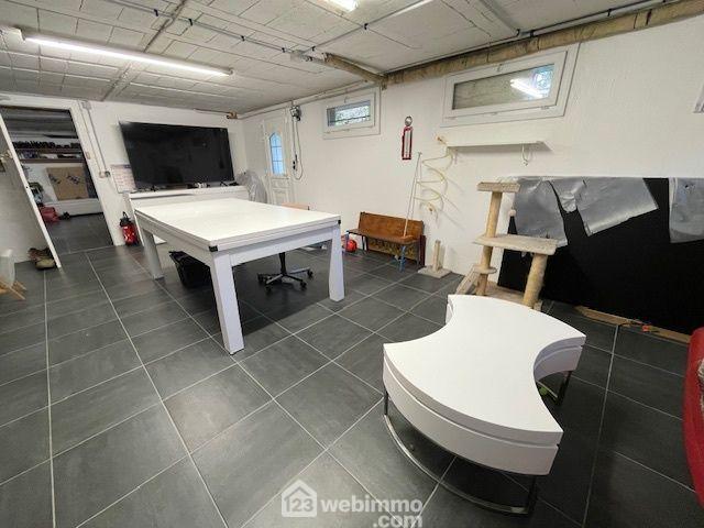 Maison - 187 m² - 5 pièces