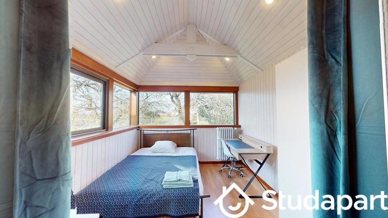 Chambre - 112 m² - 1 pièce